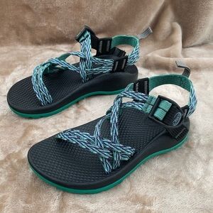 Chaco Women’s Sandals Blue/Teal double strap w/Toe